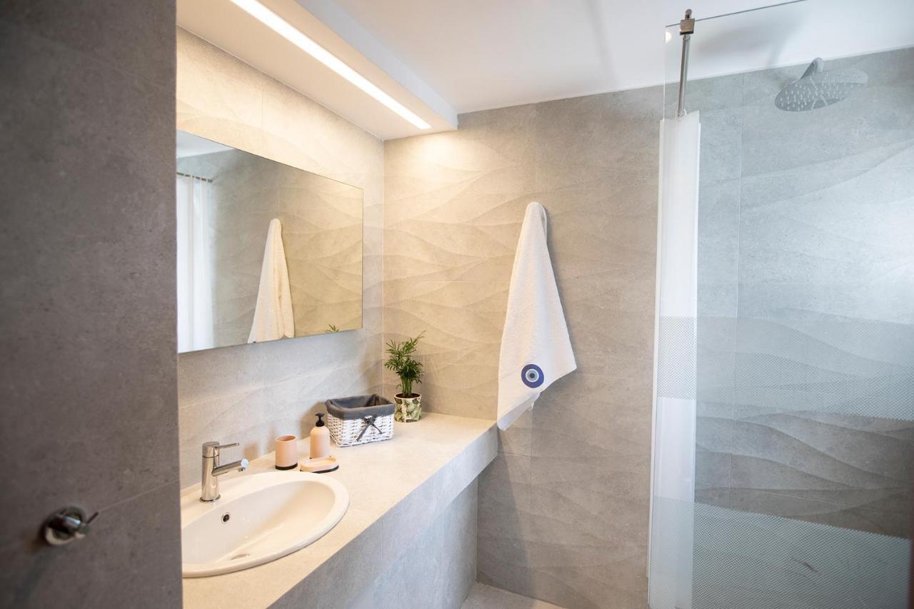 Luna Villa Private Beach Nea Iraklia Exterior foto