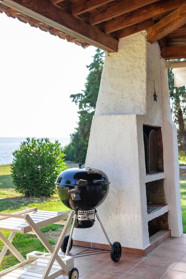 Luna Villa Private Beach Nea Iraklia Exterior foto