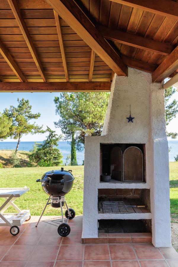 Luna Villa Private Beach Nea Iraklia Exterior foto