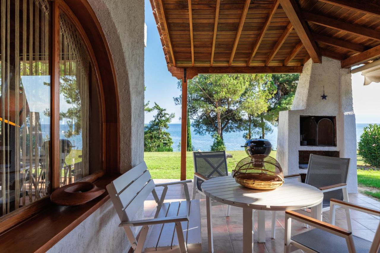 Luna Villa Private Beach Nea Iraklia Exterior foto