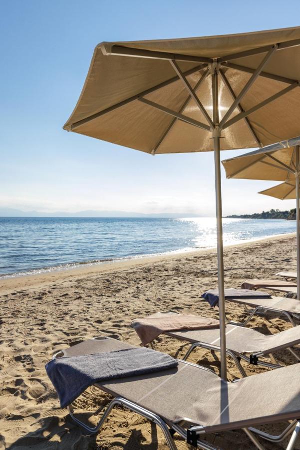 Luna Villa Private Beach Nea Iraklia Exterior foto